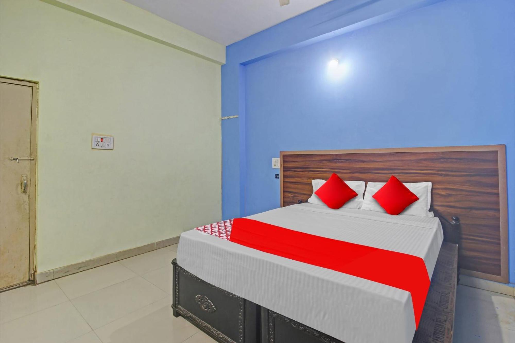 Hotel O Satya Inn Karimnagar Exterior photo