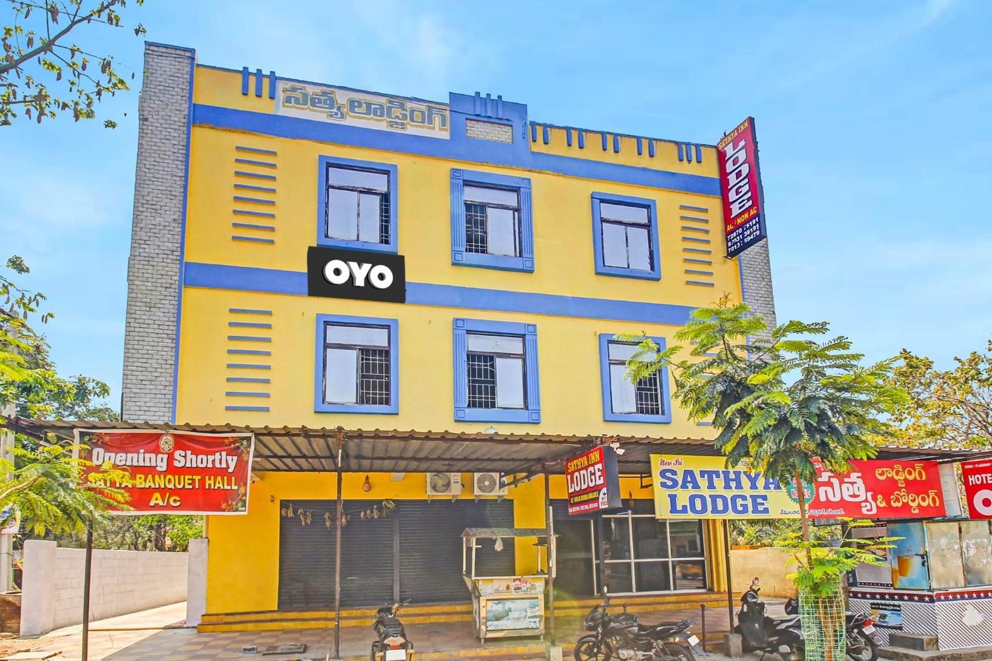 Hotel O Satya Inn Karimnagar Exterior photo