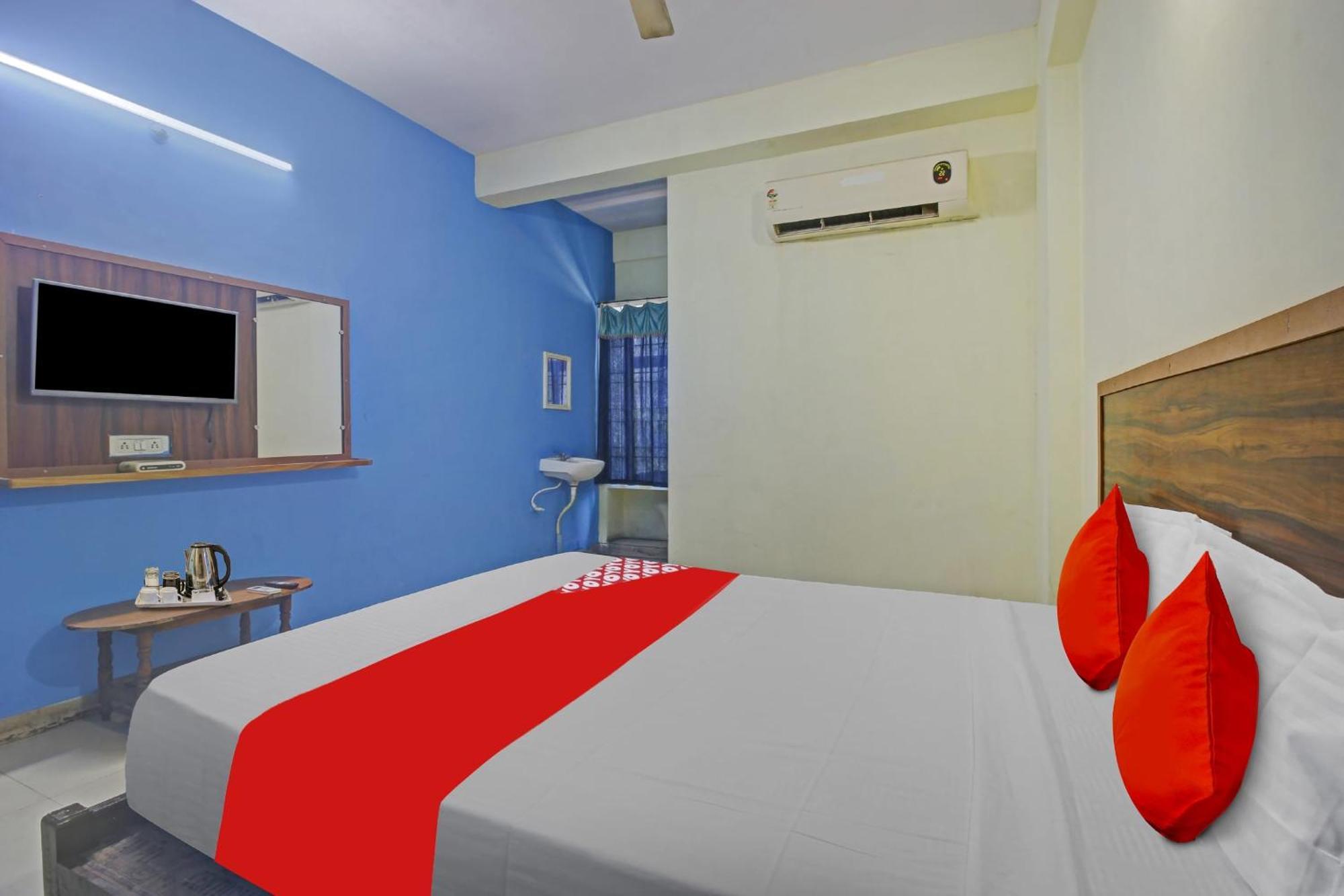 Hotel O Satya Inn Karimnagar Exterior photo