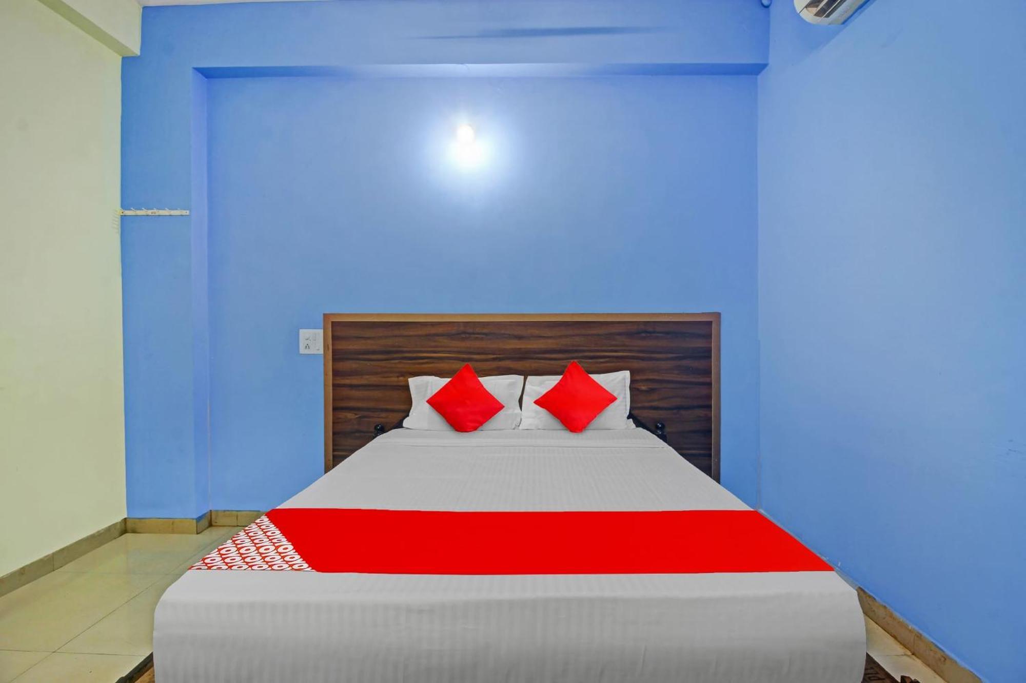 Hotel O Satya Inn Karimnagar Exterior photo